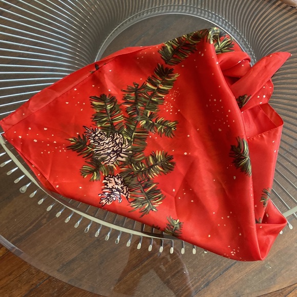 Vintage Christmas Holiday festive scarf - Picture 2 of 10